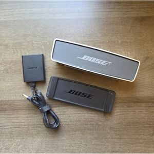 Tested Bose‎ Soundlink Mini Silver with Charger